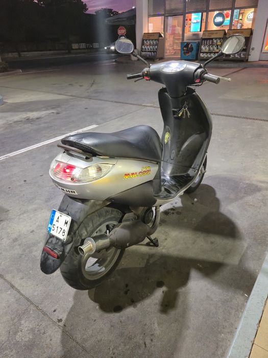 Продавам  Peugeot vivacity 50cc 2T  2007 год.