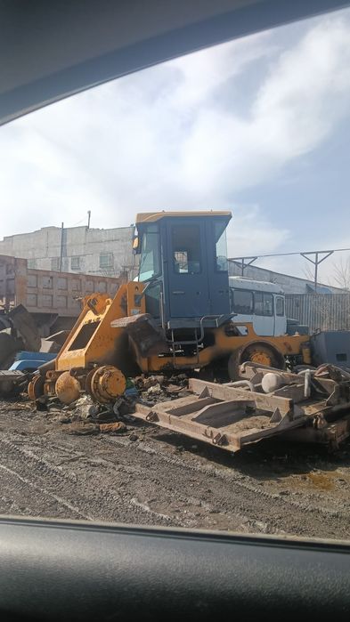 Погрузчик LW 300