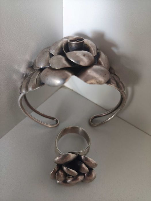 Серебро. 925 проба. Браслет и кольцо "Роза".