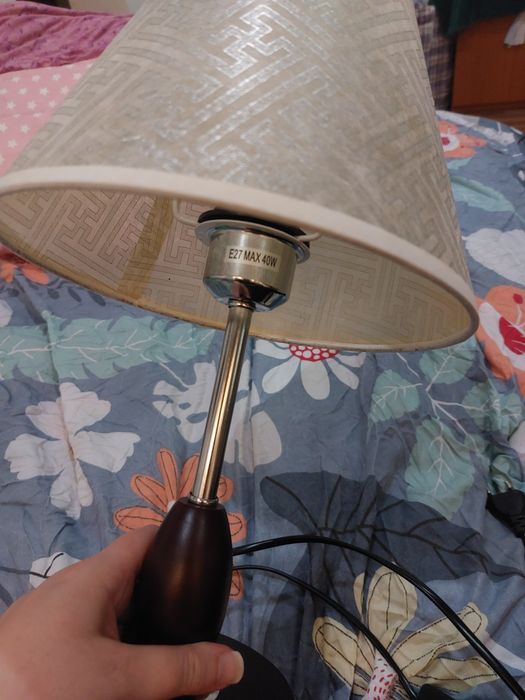 Veoză/lampă deosebită cu bec economic inclus