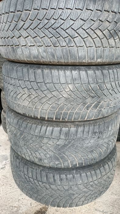 Bridgestone 17 зимни 22 дот