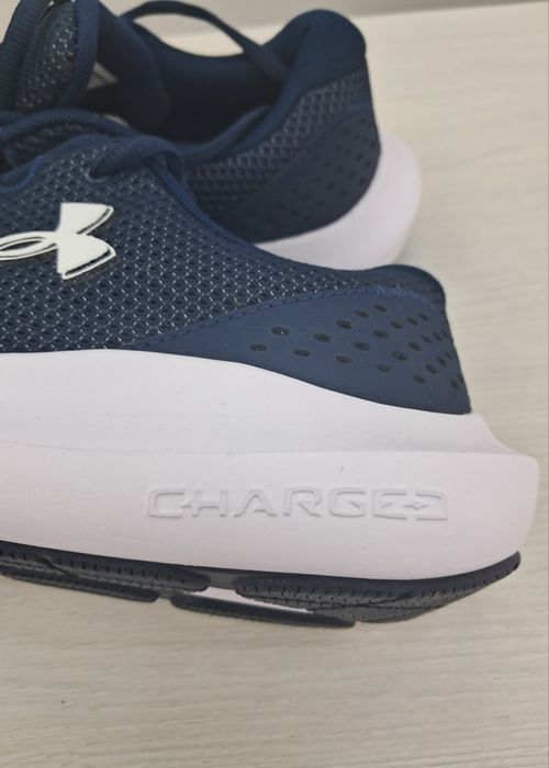 Кроссовки унисекс