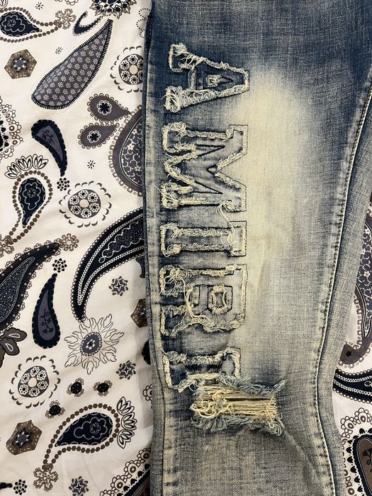 Blugi Amiri model deosebit