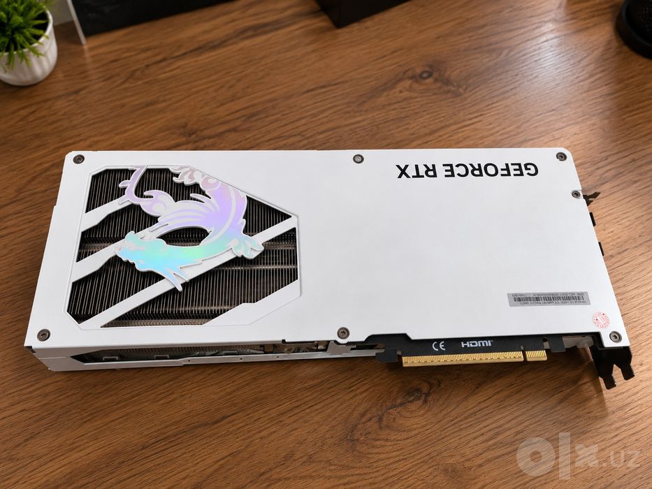 RTX5070 MSI Gaming trio white 12gb gddr7.В идеальном состоянии!