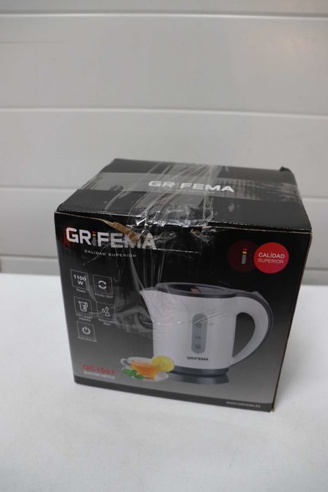 GRIFEMA​ eлектрическа кана, 1100W 0.8L, филтър против котлен камък