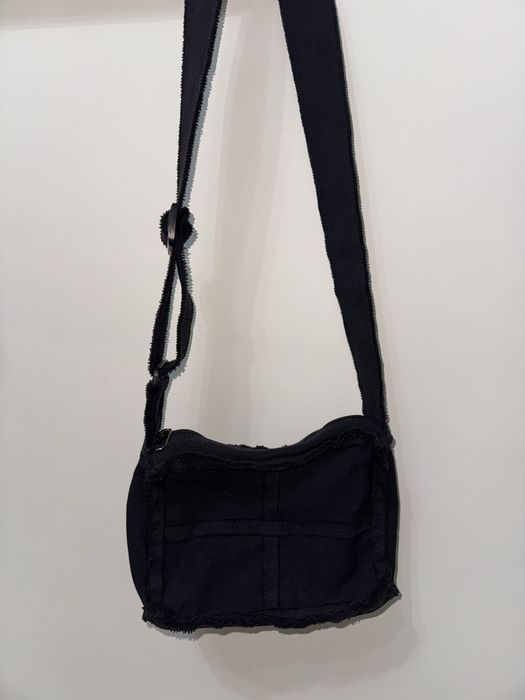 Сумки через плечо для учебы и прогулок