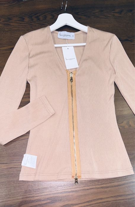 Продам тройку новая