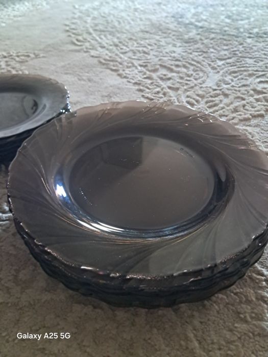 Продам посуды 44 персон