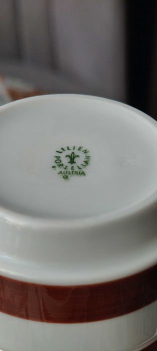 Винтидж кафе сервиз Lilien Porzellan Austria – 6 чаши с чинийки