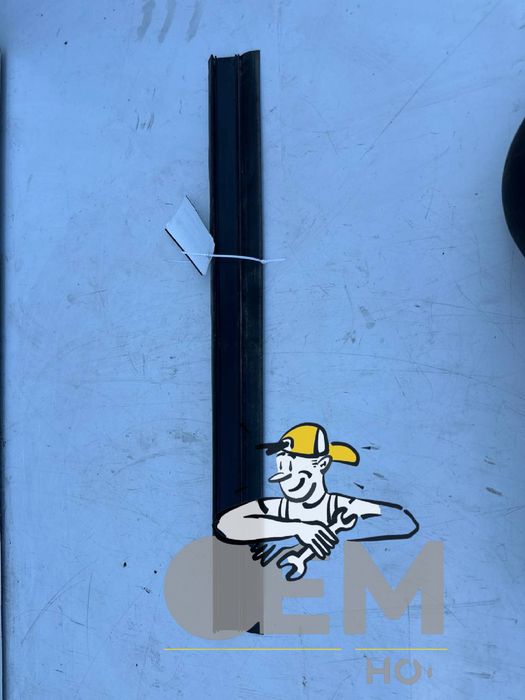 Garnitura de aer pentru radiator Chevrolet Cruze 2019 13356636
