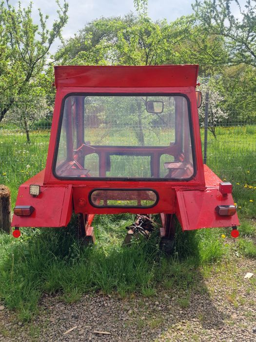 Cabina tractor u650 trapez