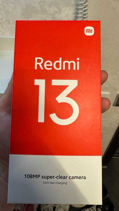 Смартфон Xiaomi Redmi 13 в розовом цвете (Pearl Pink)