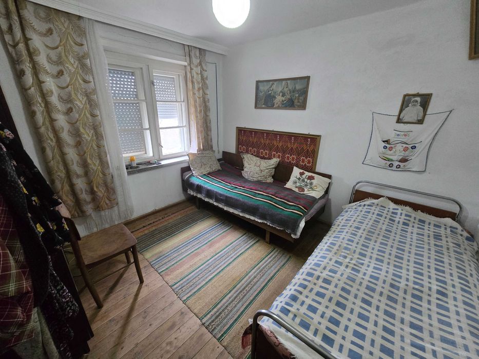 Къща в село Полски Сеновец