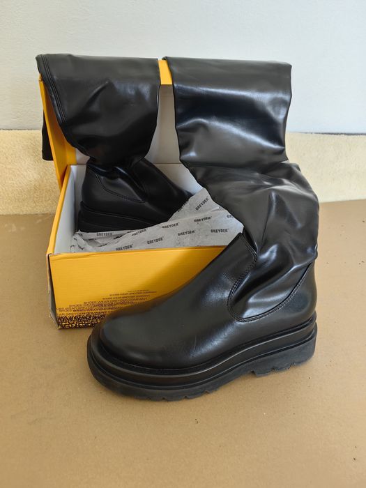 Cuzme lungi cu talpa