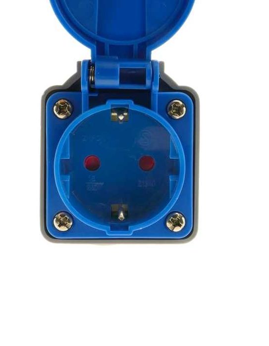 Преходник адаптер от Шуко към Еврокуплунг за кемпери каравани ремарке