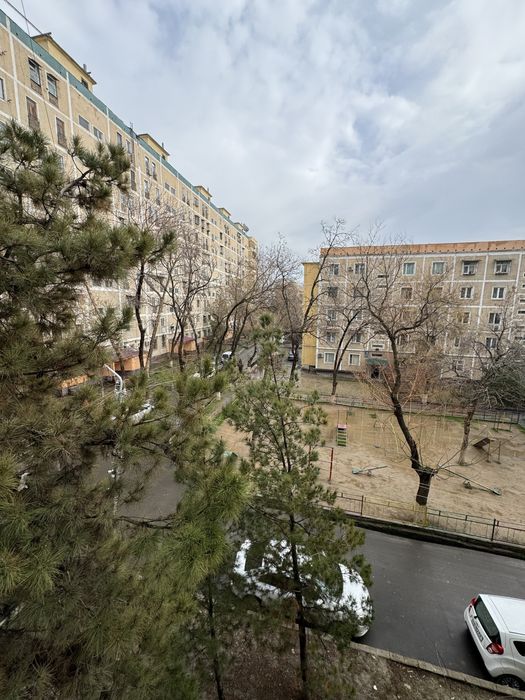 Квартира сотилади сергели2 2/3/9  Карзинкани олди