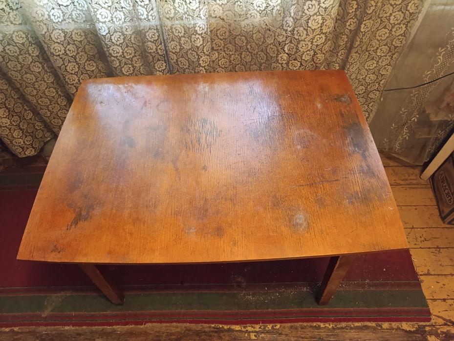 Стол раскладной 191см-80 см.В сложенный 110см-80см