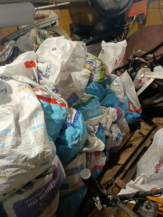 Уголь в мешках. На весах проверка