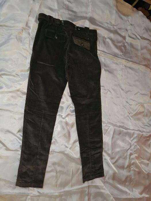 Страхотни сиви джинси