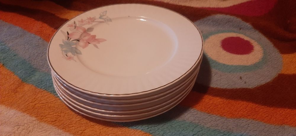 Farfuri portelan curtea de Argeș vitange