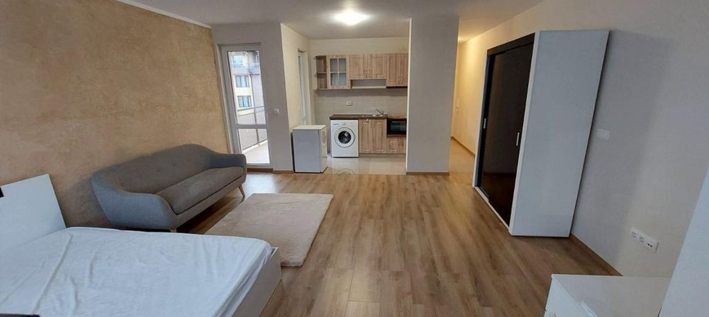 Дава се под наем Едностаен апартамент в София, Витоша - 50 кв.м за 440 € - Снимка #1