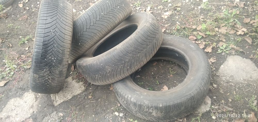 Cauciucuri iarna m+s duster 215 65 r16