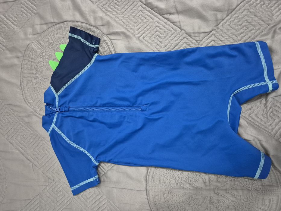 Купальник,  шапочка, аквашузы