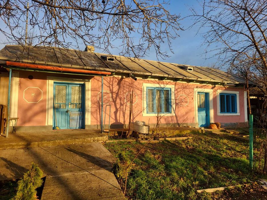 Casă + teren 1700 mp – Orzeni, Holboca (Iași)