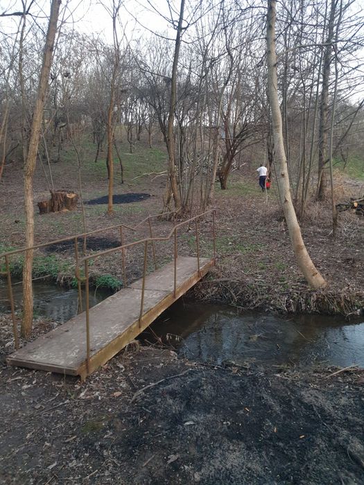 Teren intravilan cu relief spectaculos, tip munte – Malu Mare – pârâu