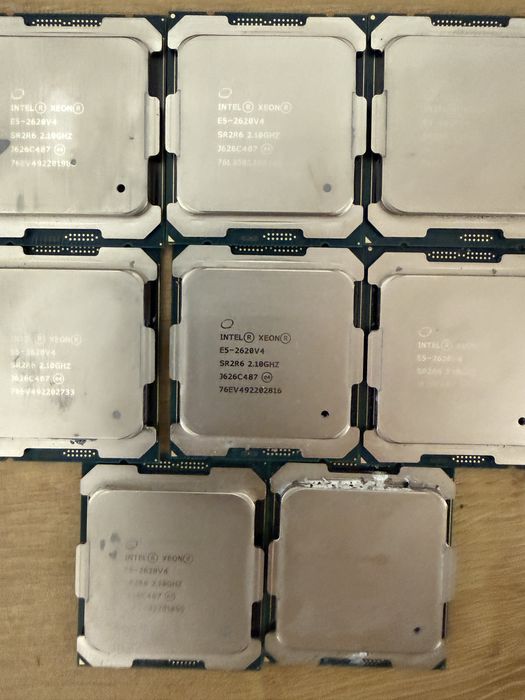 Procesoare intel xeon V4 , Pentru server . 30 lei bucata
