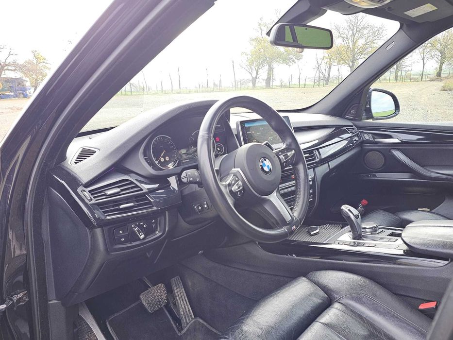 BMW X5 F15 Mpaket 3.0 Xdrive 258 CP