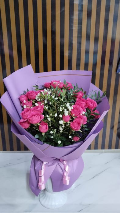 Пионы шикарные голандские