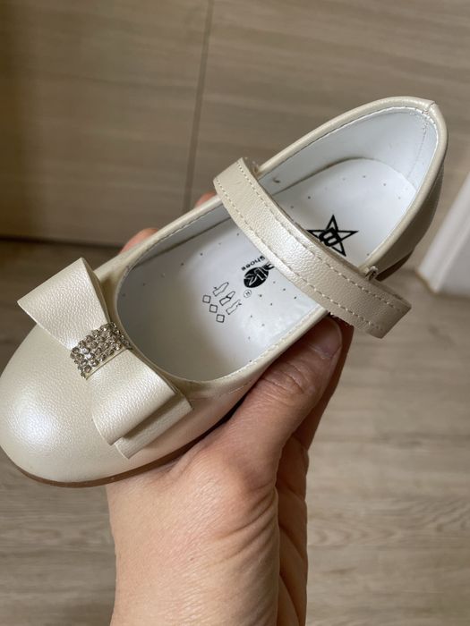 Туфли для принцессы размер 24