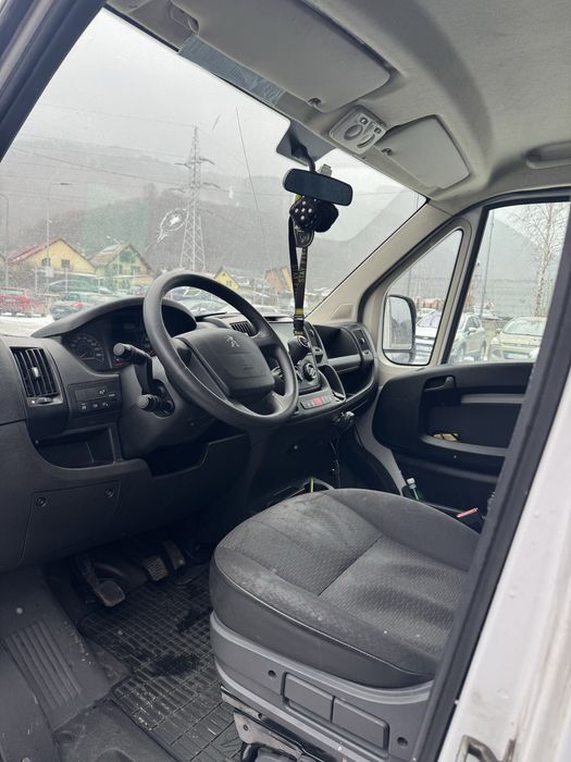 Peugeot boxer 2.2 diesel 140 cp 2023 prelata 8 paleti