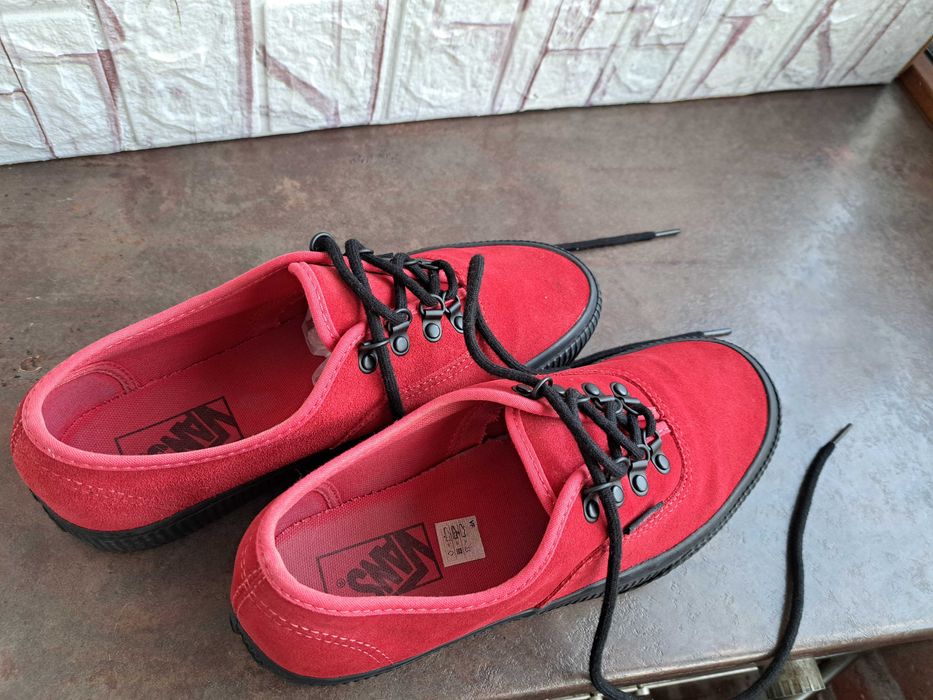 дамски кецове на платформа,гуменки,спортни обувки,сникърс,VANS ном40,5