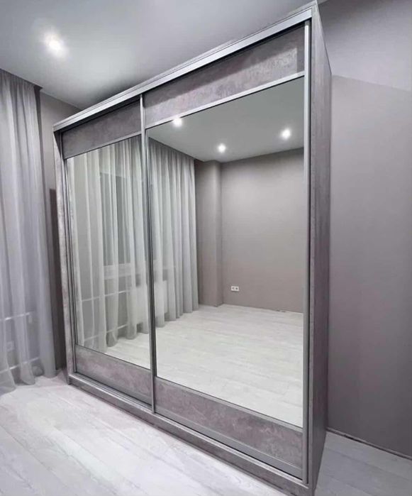 Шкаф купе  как новый