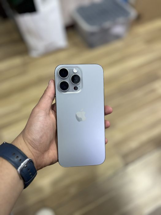 Продам 16 про макс 256гб