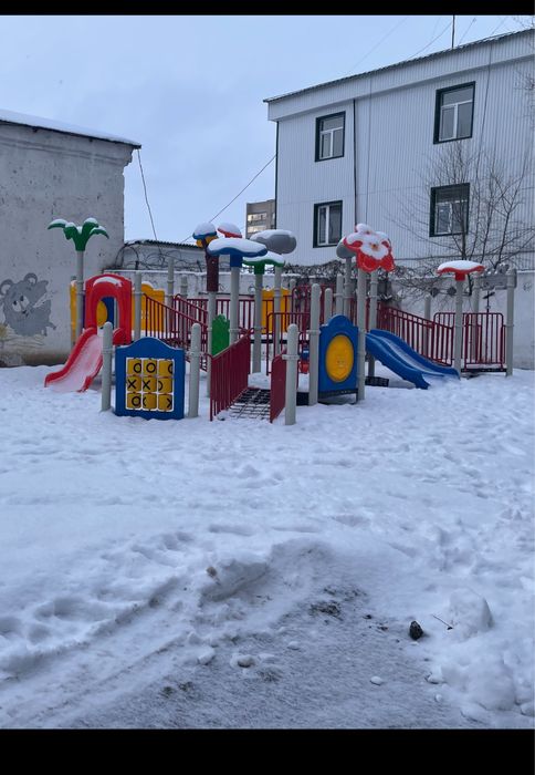 Продам детскую площадку пластиковые