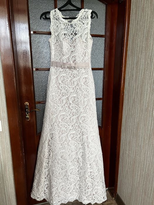 Свадебное платье и фата