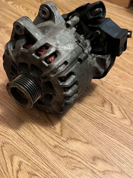 Динамо Ситроен DS4 1,6 Ehdi Старт стоп система