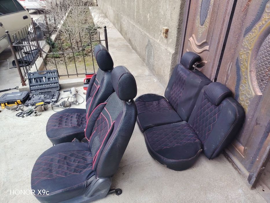 Spark sideniya yaxshi xolatda but butun