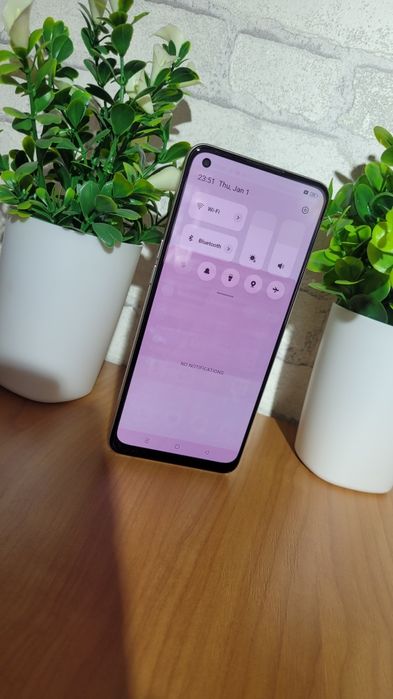 Продам смартфон OPPO Reno7