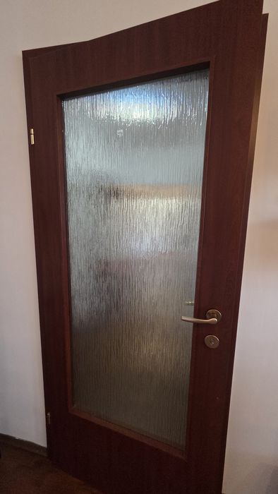 Vand 6 usi interior Brasov