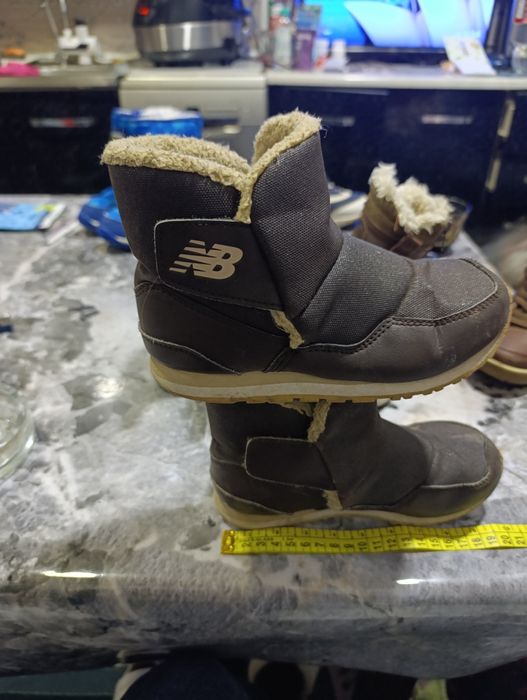 Детская обувь в хорошем состоянии привезённая из Кореи