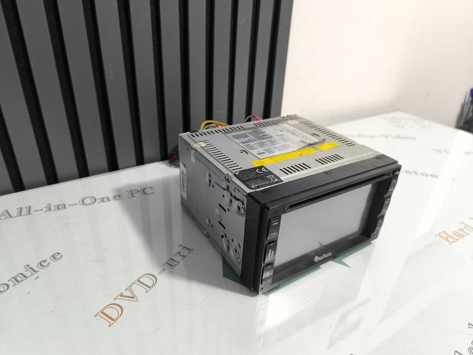 Sistem multimedia auto NavGear PX-8335-675, GPS si radio