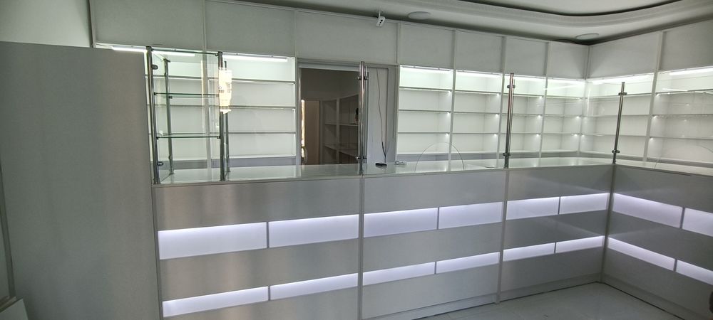 Мебель на заказ для аптек