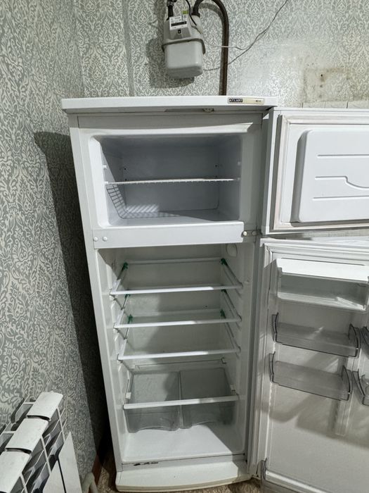 Холодильник сатылады