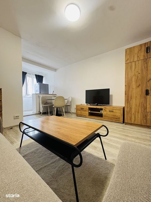 Garsoniera, Berceni, Izvorul Rece