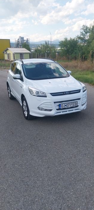 FORD  KUGA  4x4-2016