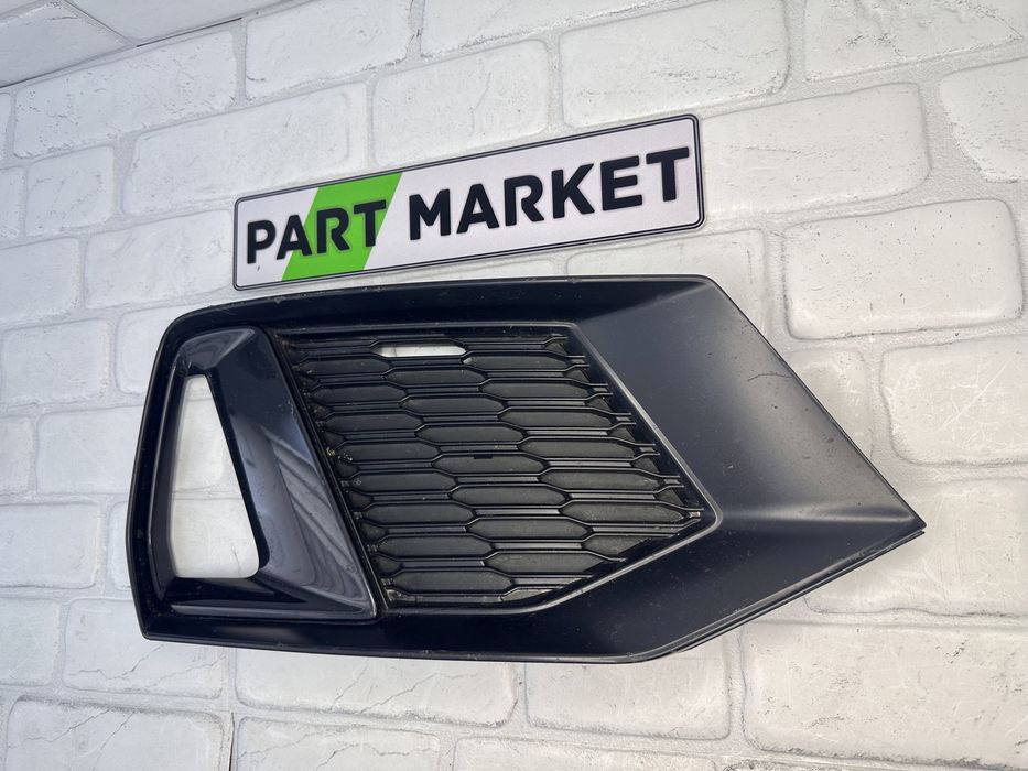 Дясна решетка AUDI A7 C8 S Line 4K8807682B 4K8807152A